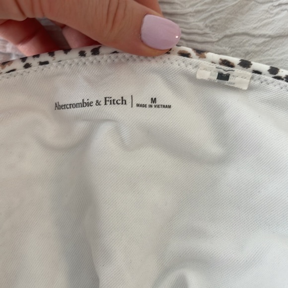 Abercrombie swim set - Picture 8 of 8